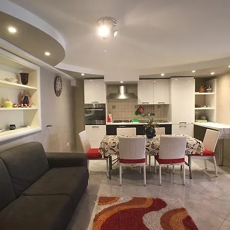 Oltremarini Apartment
